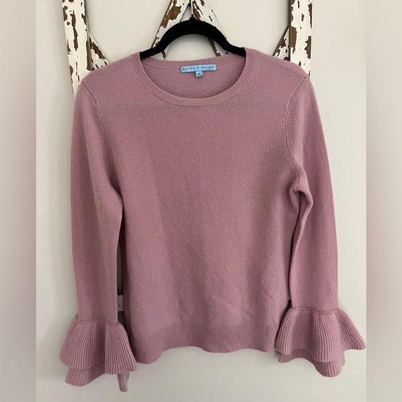 ANTONIO MELANI Sweaters - Antonio Melani Vera Cashmere Sweater Size Medium Bell Sleeves EUC‎